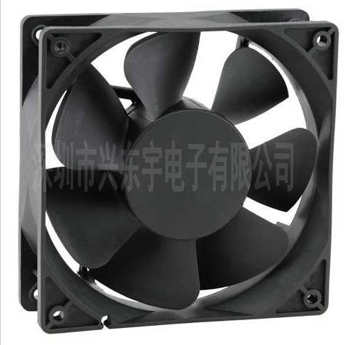 【双滚珠交流风扇】细心清理，专心制造！