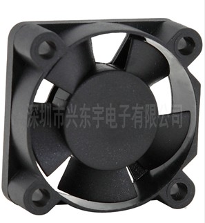 【电饭煲散热风扇】转子平衡轴心在哪里？